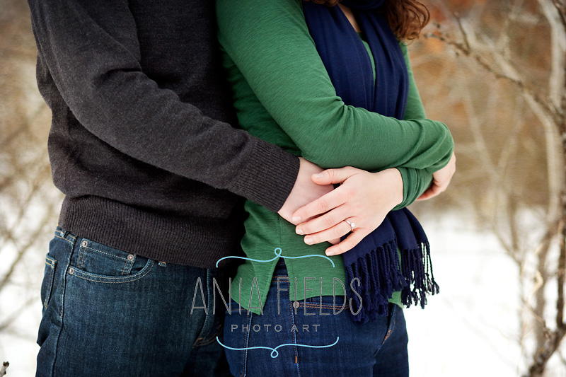 winter-engagement-pictures-Sauk-City-WI_07