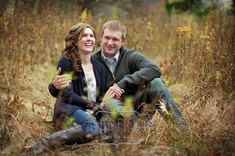 late-fall-engagement-pictures